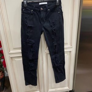 sexy boyfriend low rise, distressed jeans
